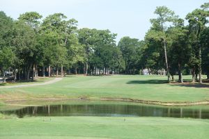 Surf And Beach Club 14th